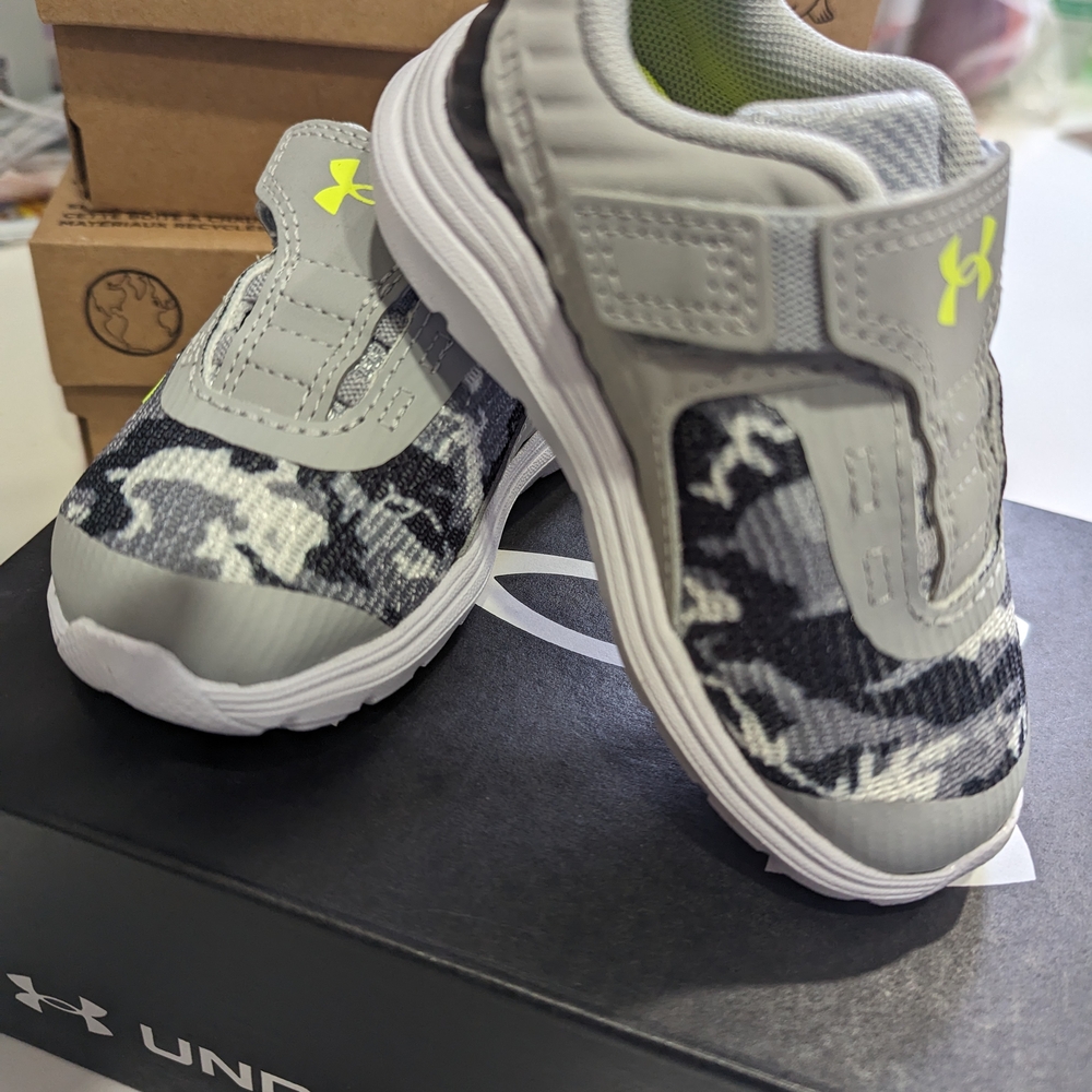 Under Armour, Brand New Toddler Gray and Black Shoes